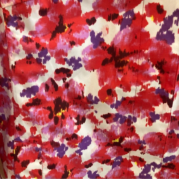 LANDS’ END Sz L Floral Buttoned Pockets Lined Knee Length Raincoat Trenchcoat - Picture 4 of 14